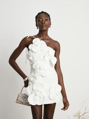 White One-Shoulder Floral Appliqué Mini Dress